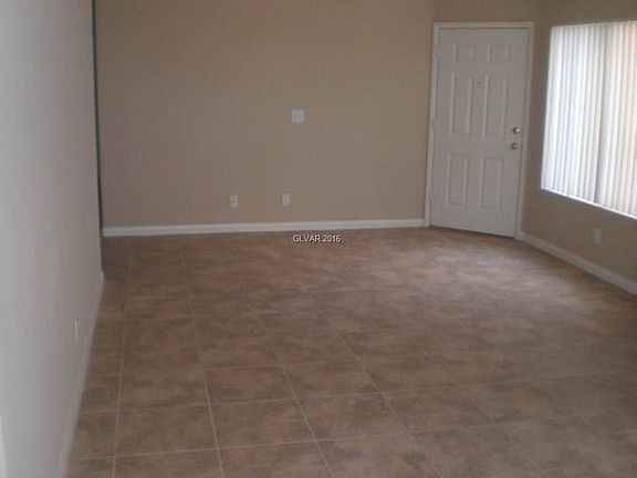 5th image of 5354 Silverheart Ave #0