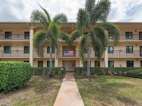 5767 Deauville Cir