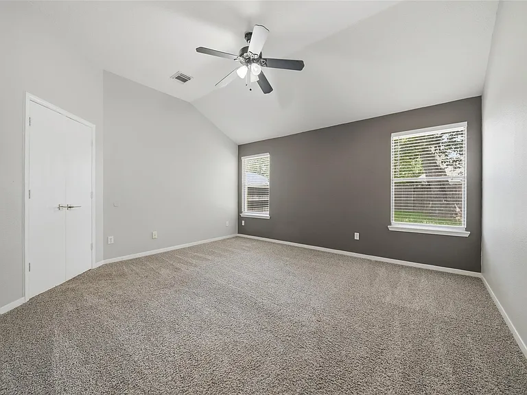1607 Sandy Park Dr — Photo 9