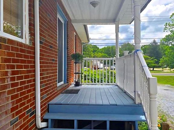 2nd image of 300 N Orchard Rd