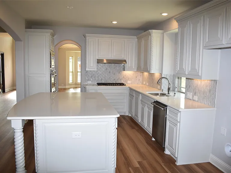 2716 La Jolla Blvd — Photo 8