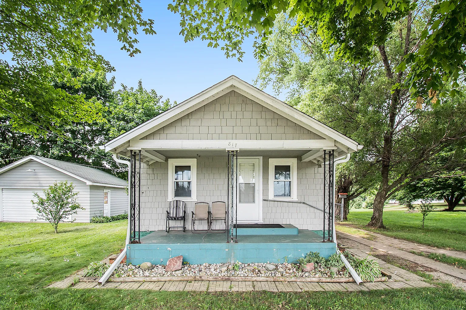 817 King St photo 1