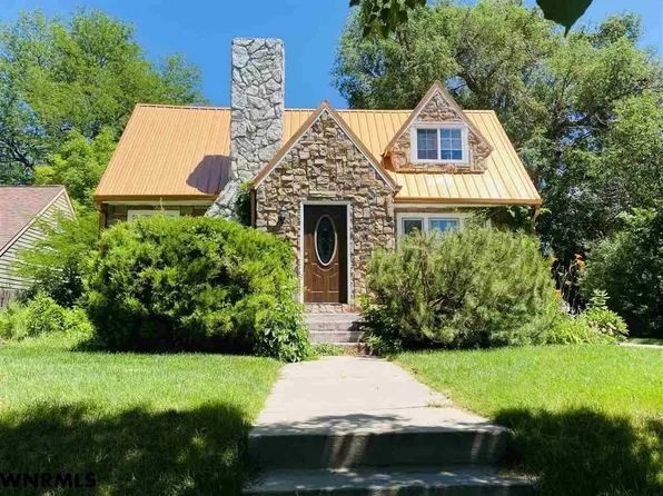 2211 4th Ave, Scottsbluff, NE 69361