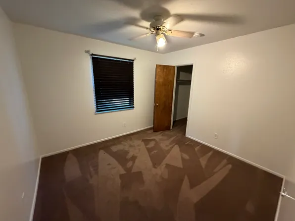 56 Ridgecrest Dr, Roswell, NM 88203