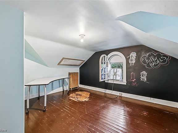 35th image of 2318 Selma Ave