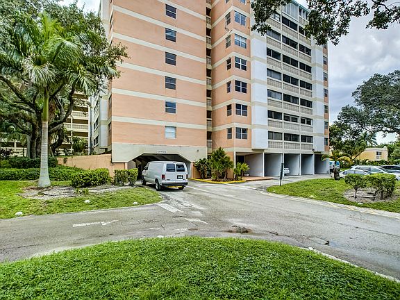 5th image of 3301 Spanish Moss Terrace #607