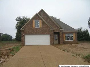 2924 Flora Lee Dr, Southaven, MS 38672