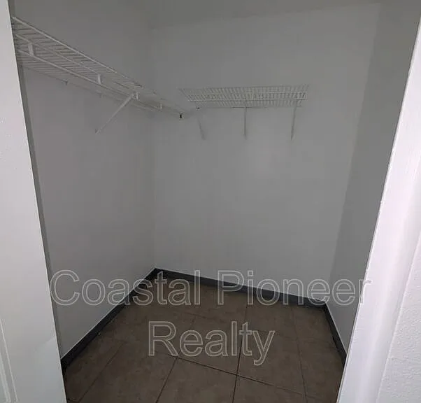 1331 Coolridge Dr — Photo 13