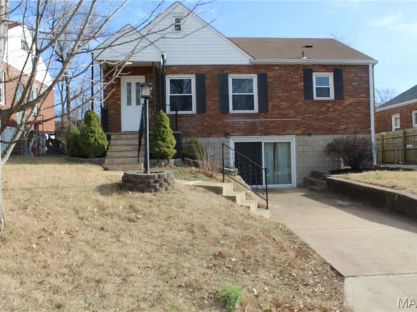 116 Lemay Gardens Dr, Saint Louis, MO 63125