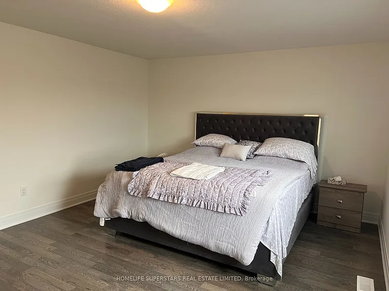 188 Aviron Cres — Photo 35