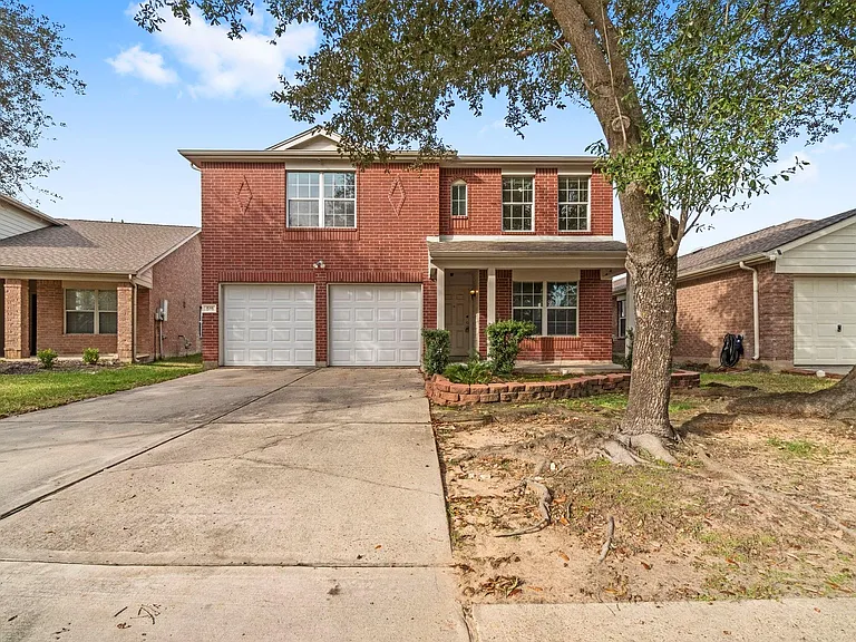 511 Cypresswood Knl — Photo 1