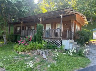 185 Mountain Springs Rd, Franklin, NC 28734