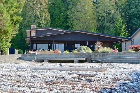 4th image of 9221 Maple Beach Ln NW