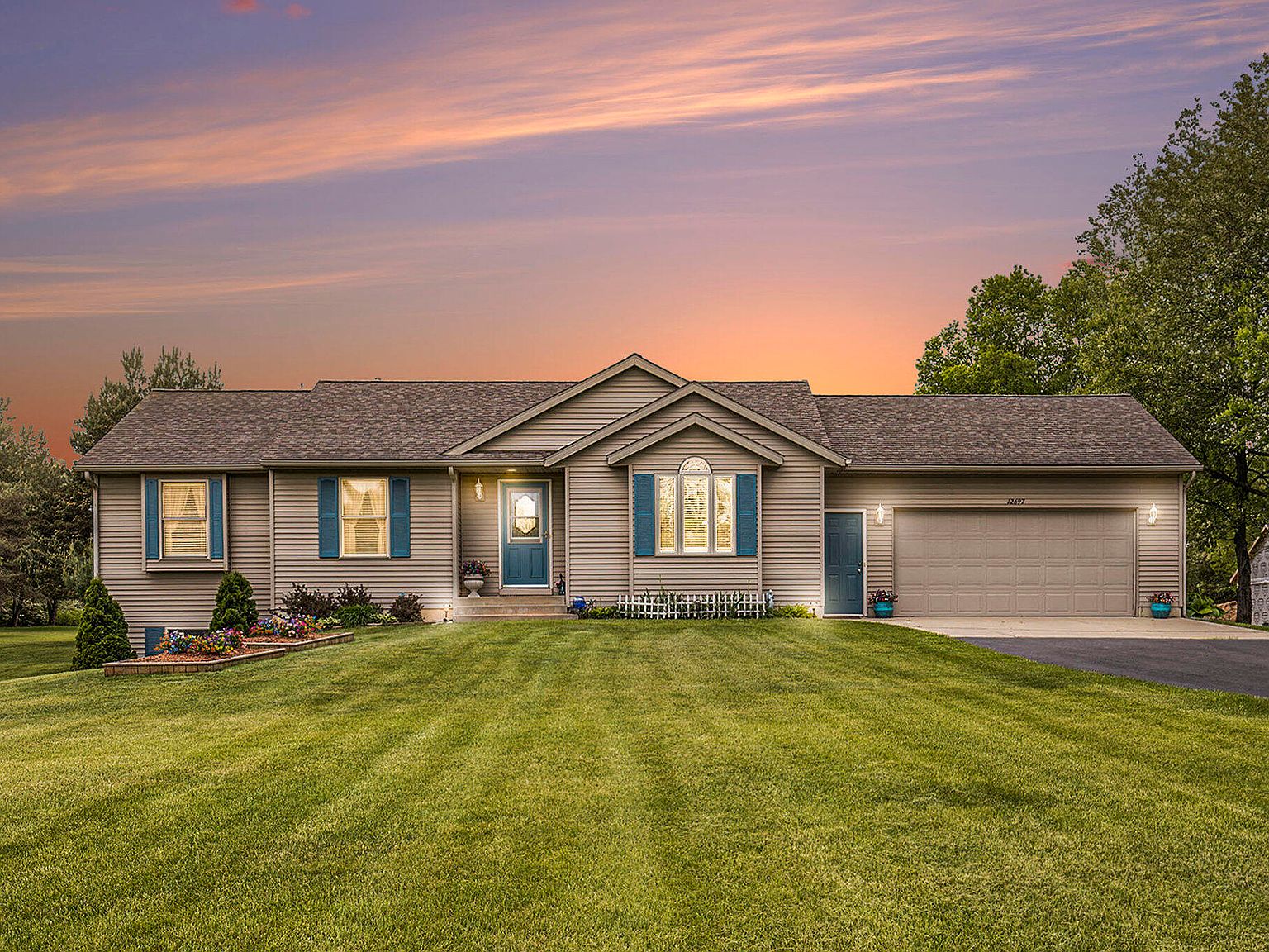 12697 Lindy Anne Ct NE, Cedar Springs, MI 49319 | Zillow