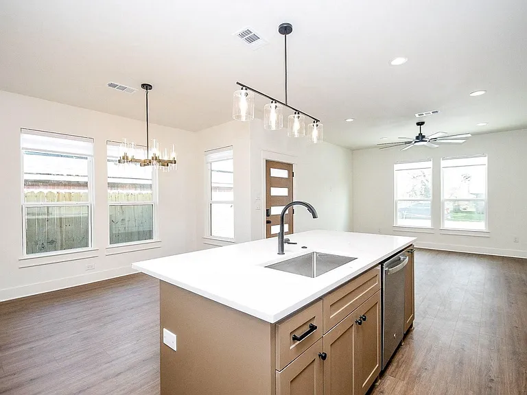 4101 Victoria Ave #B — Photo 15