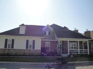 4444 Newport Loop N, Grove City, OH 43123