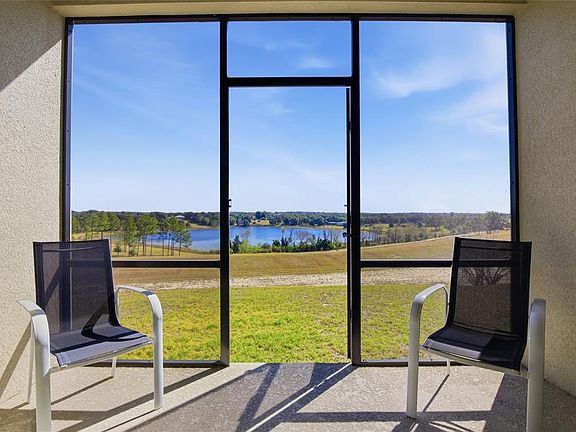 2nd image of 954 Laurel View Way