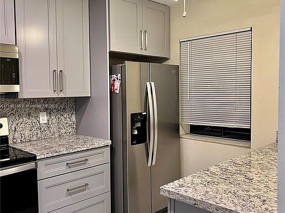 4th image of 3681 Carambola Cir N #2846