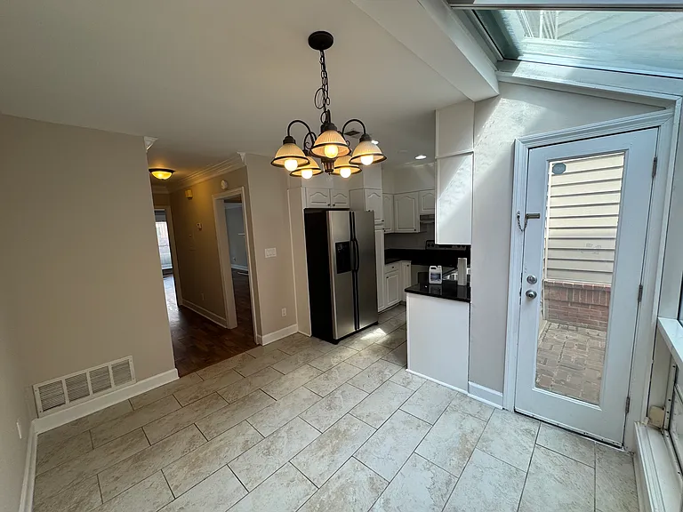 61 Mount Vernon Cir — Photo 45