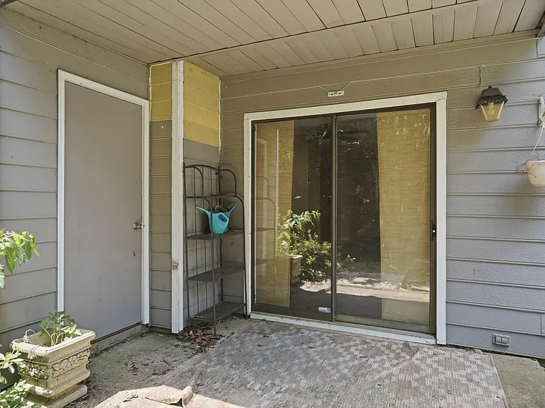 2900 Heathstead Pl #I — Photo 25