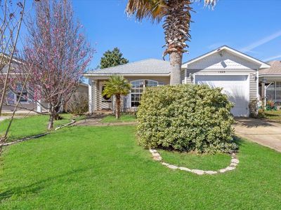 1869 Vineyard St, Navarre, FL, 32566