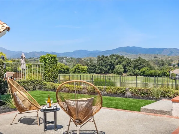 14 Via Candelaria, Trabuco Canyon, CA 92679