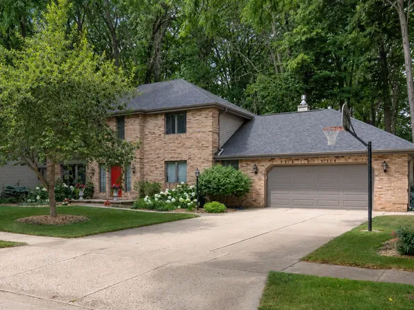 1511 S Rebecca Ln, Appleton, WI 54915