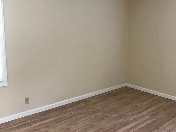 4th image of 344 S Baywood Ave