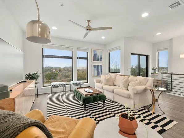 2050 Lohmans Spur Rd #101, Austin, TX 78734