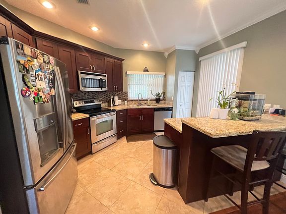 3rd image of 120 NW 207th Way