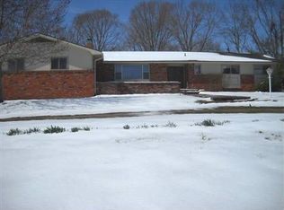 1357 Buena Vista Ave, Carthage, MO 64836