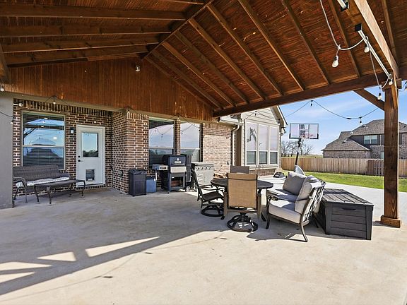 2nd image of 3120 Jessup Cir