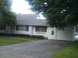 626 Riverdale Dr, Stratford, CT 06615