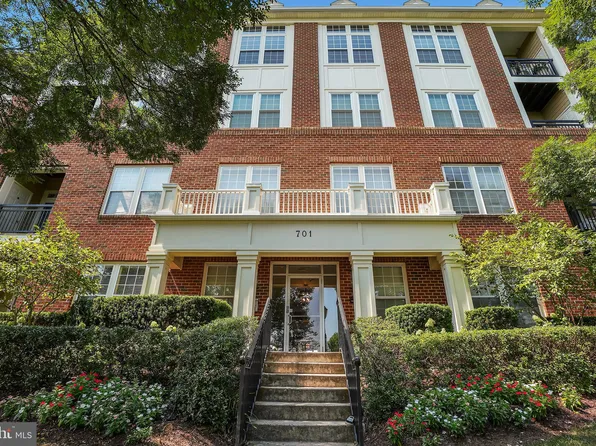 701 Fallsgrove Dr APT 309, Rockville, MD 20850