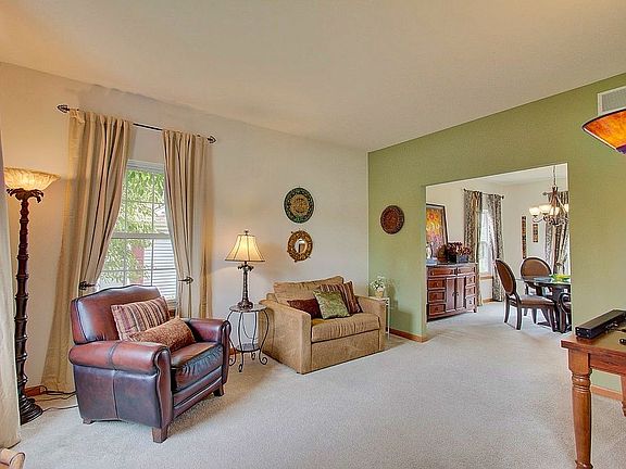 3rd image of W233N7676 Berrywood Ct