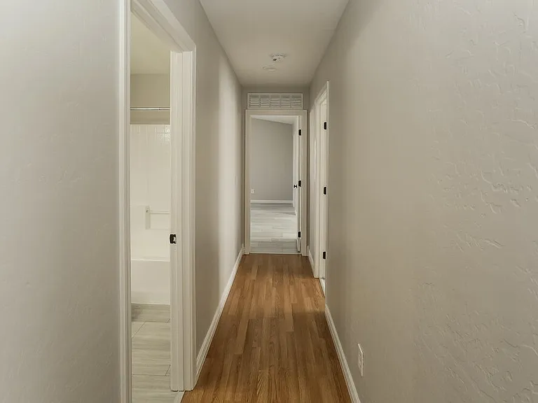 2709 N 107th Dr — Photo 15