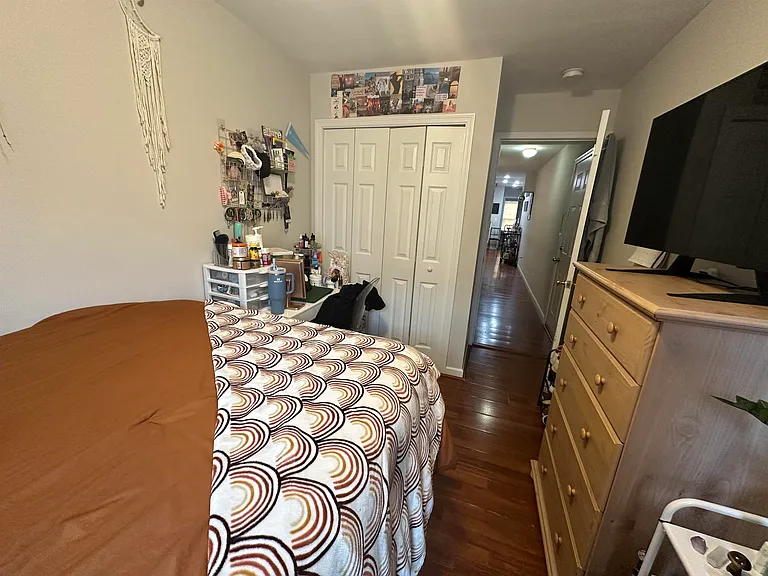 226 Madison St — Photo 10