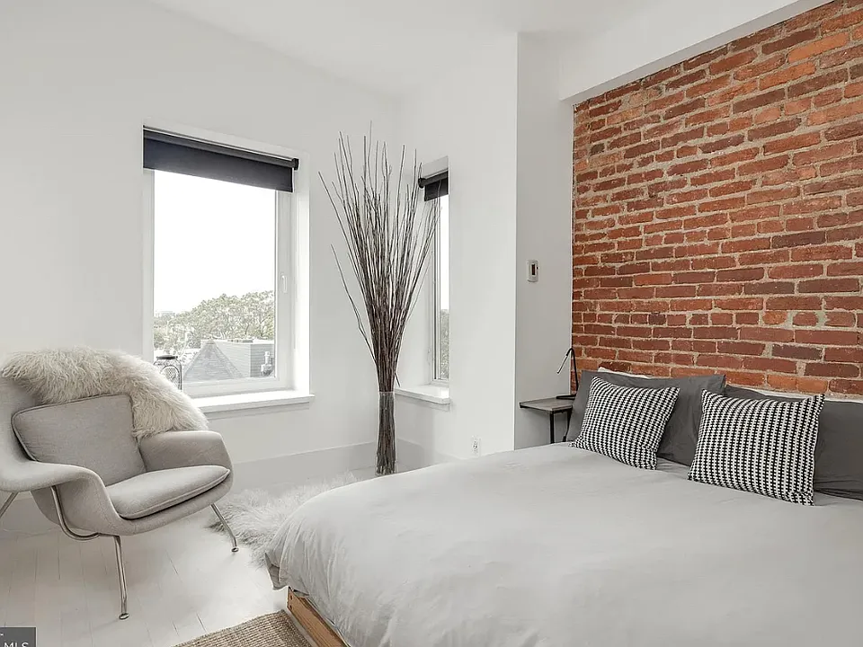 51 Randolph Pl NW #501