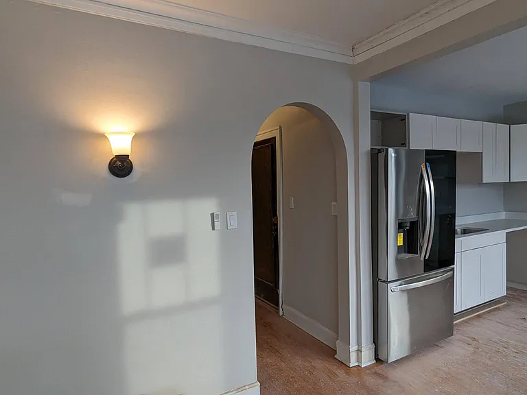 8325 Kilpatrick Ave #3 — Photo 1