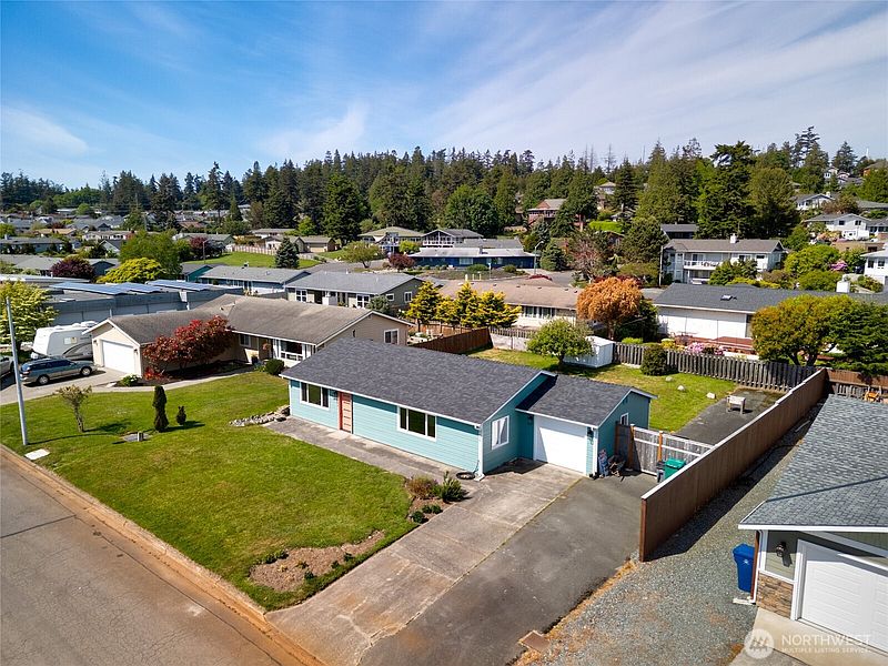 5th image of 5404 Doon Way
