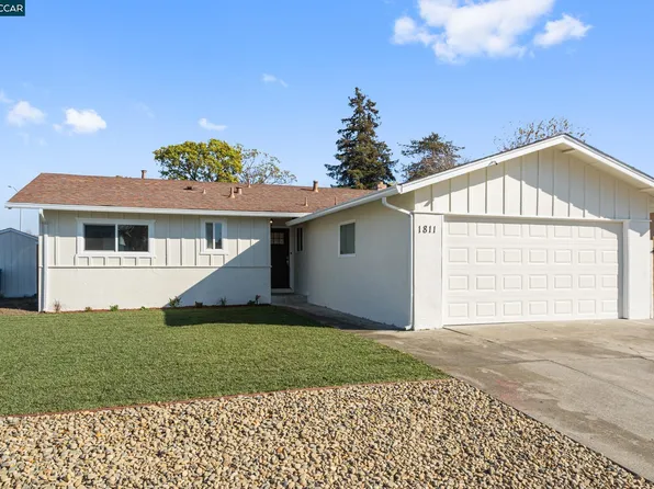 1811 Elliott Dr, American Canyon, CA 94503