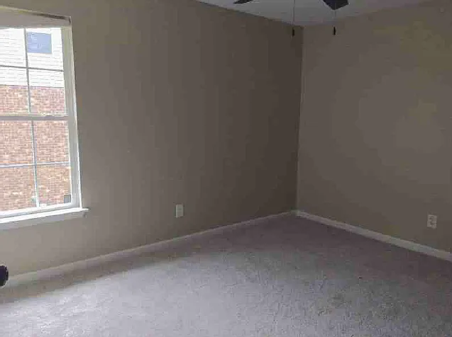 4109 Barnes Cove Dr — Photo 2