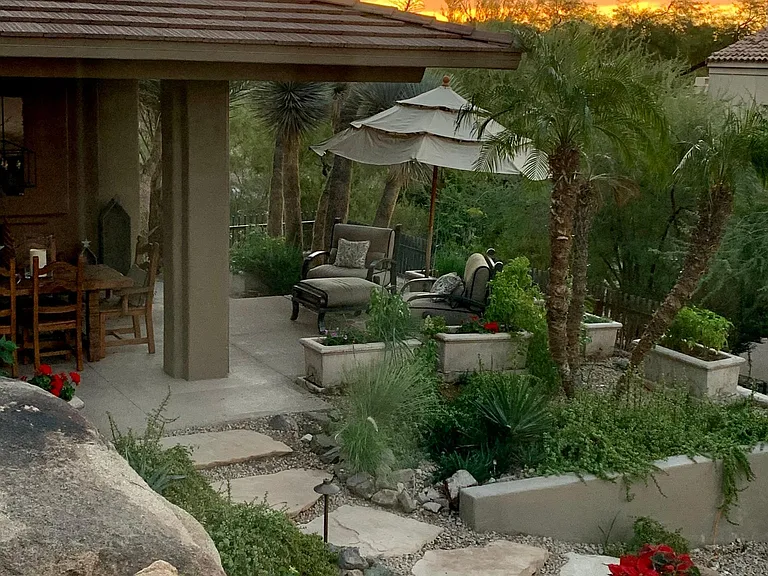 N Arizona Biltmore Cir — Photo 30
