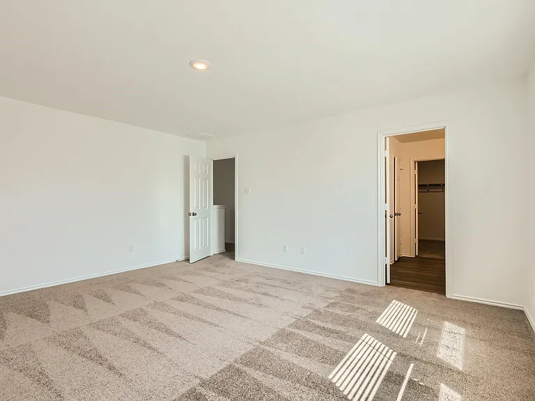 1608 Holly Lake Dr — Photo 14
