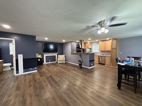 3rd image of 510 Indian Ave
