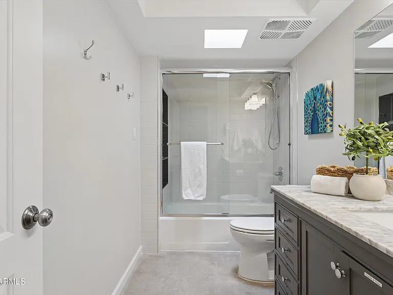 6942 E Exeter Blvd — Photo 41
