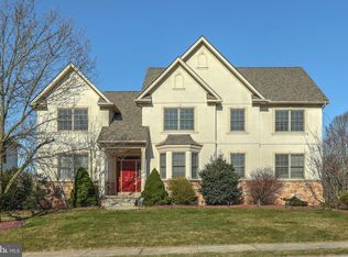 1509 Greenmeadow Dr, York, PA 17408