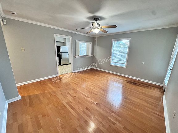 3rd image of 1100 Park Ln Unit 208