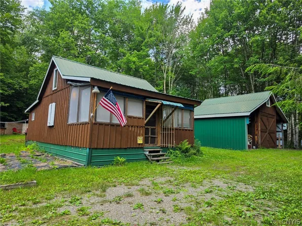 11667 Gossner Rd, Taberg, NY 13471