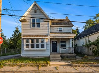 757 Tulip St SW, Grand Rapids, MI 49503